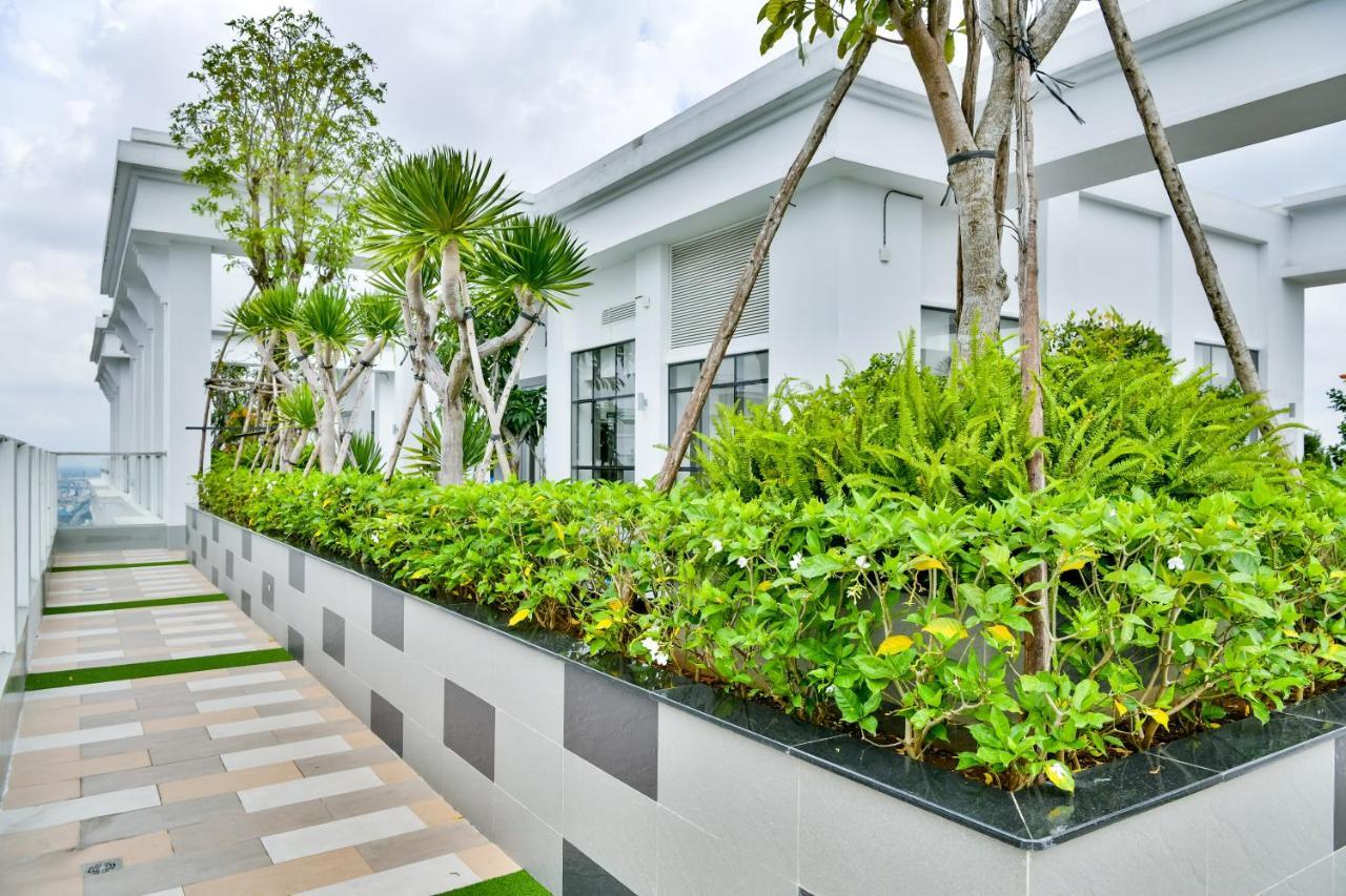 Ichiban Apartments Ho Chi Minh City Exterior photo